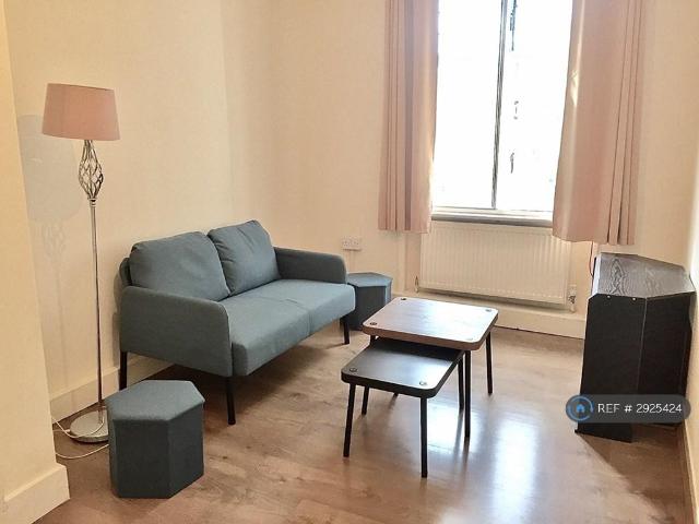 Flat for rent in Barnsbury, Greater London