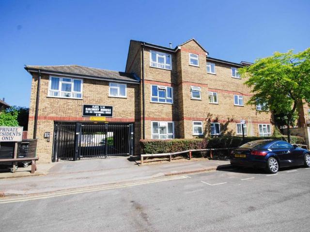Flat for rent in Leyton, Greater London