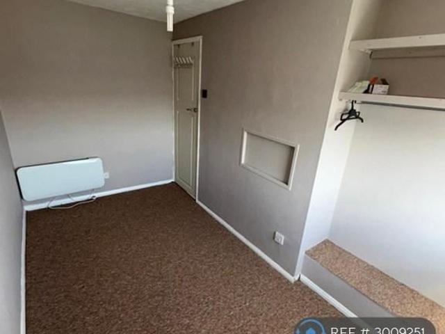 Apartment for rent in Sheerness, Oad Street