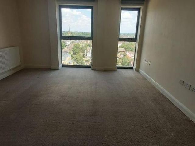 Apartment for rent in London Borough of Croydon, Greater London