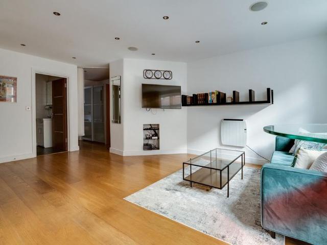 Apartment for rent in Covent Garden, Cat Hill
