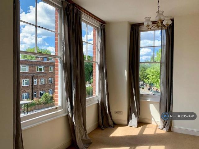 Apartment for rent in Kew, Greater London