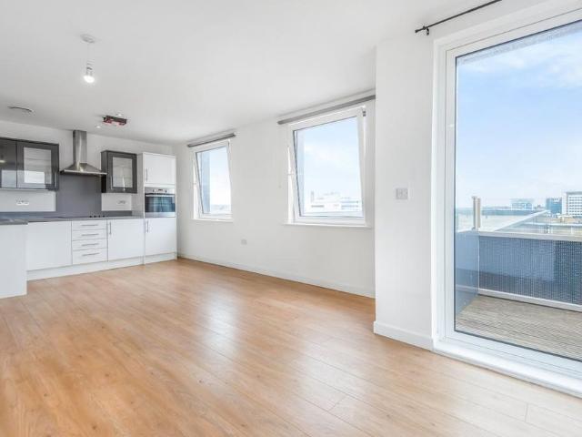 Apartment for rent in Slough
