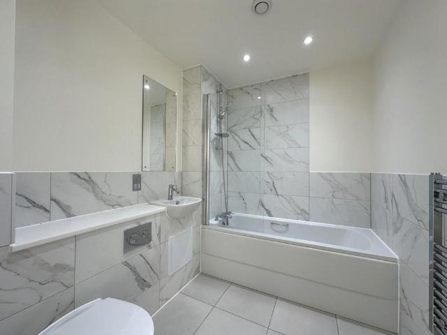 Apartment for rent in Charlton, Dromore