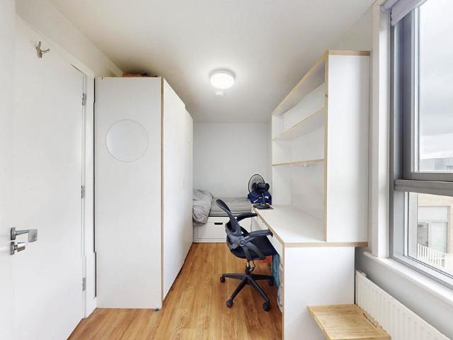 Apartment for rent in Stepney, Greater London