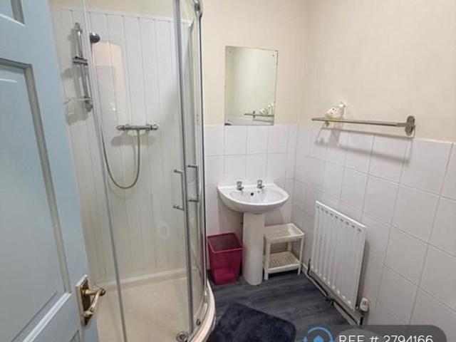 Apartment for rent in Falcon Lodge, Wales