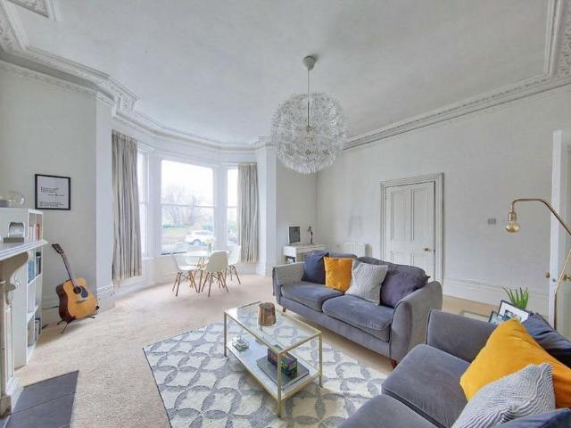 Apartment for rent in London Borough of Richmond upon Thames, Greater London