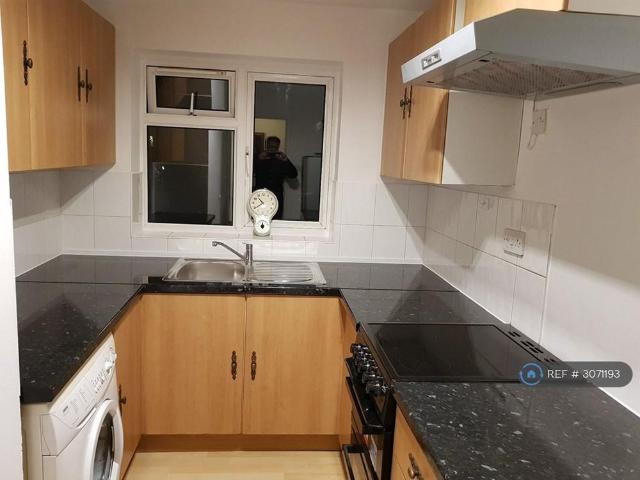 Apartment for rent in London Borough of Sutton, Greater London