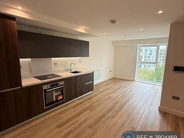 Flat for rent in Richmond Hill, West Yorkshire