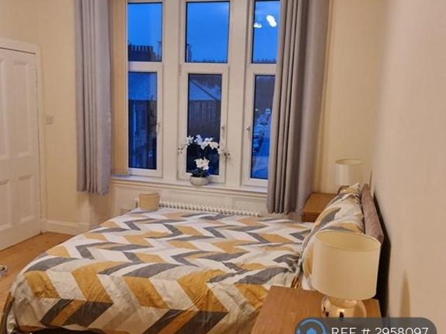 Flat for rent in Callendar Park, Scotland