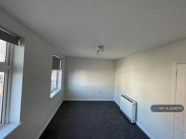 Apartment for rent in St Albans, Five Acres