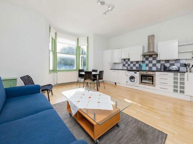Apartment for rent in Kensal Town, Greater London