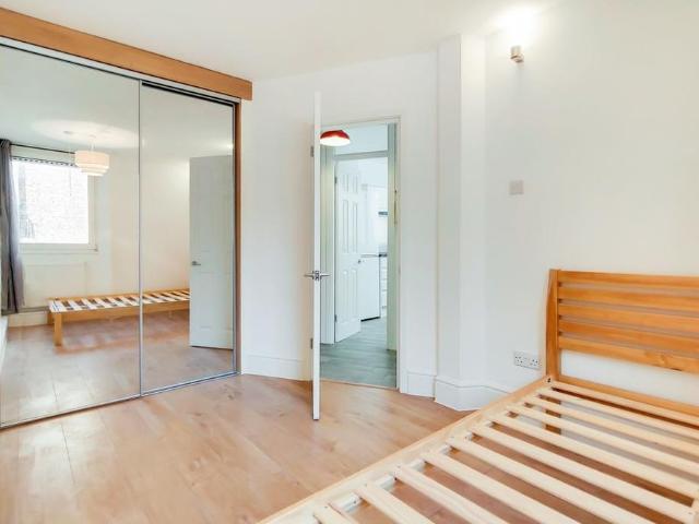 Apartment for rent in London Borough of Hounslow, Spring Grove
