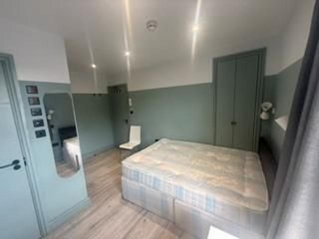 Apartment for rent in St James, Sandown Park