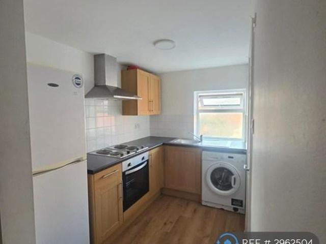 Flat for rent in New Bilton