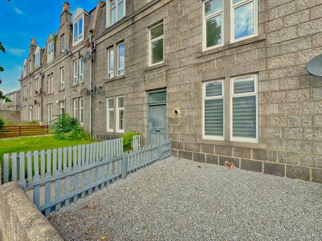 Flat for rent in Ballindoch, Scotland