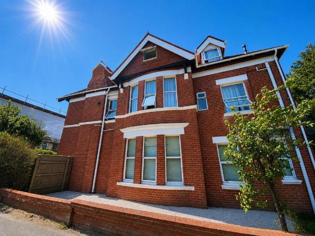 Flat for rent in Boscombe, Bournemouth