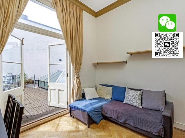 Flat for rent in Brompton, Greater London