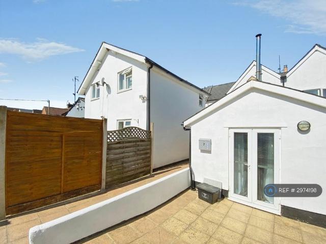 Flat for rent in Semington, Wiltshire