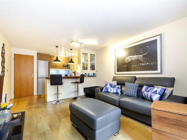 Apartment for rent in St. John's Wood, Isle Of Man