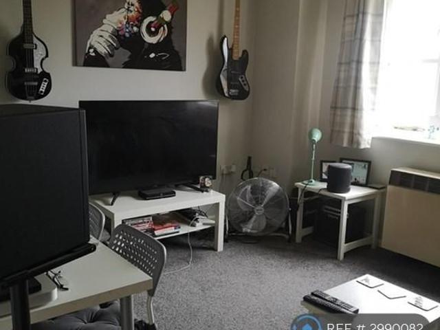 Apartment for rent in Shenley Brook End, Milton Keynes