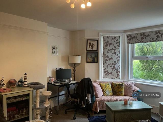 Apartment for rent in St James, Sandown Park