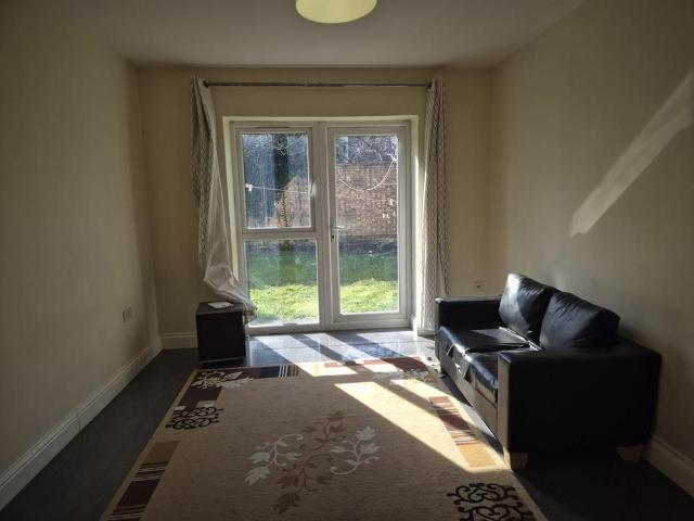 Apartment for rent in London Borough of Hounslow, Greater London