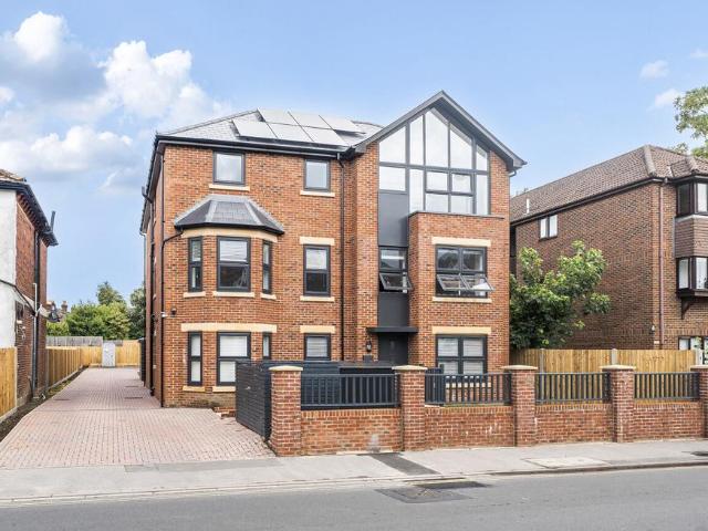 Flat for rent in Hill, City Of Southampton