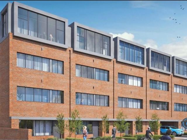Flat for rent in Horsell, Woking