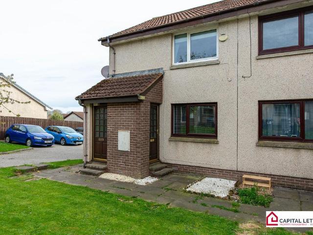 Flat for rent in Ballindoch, Scotland