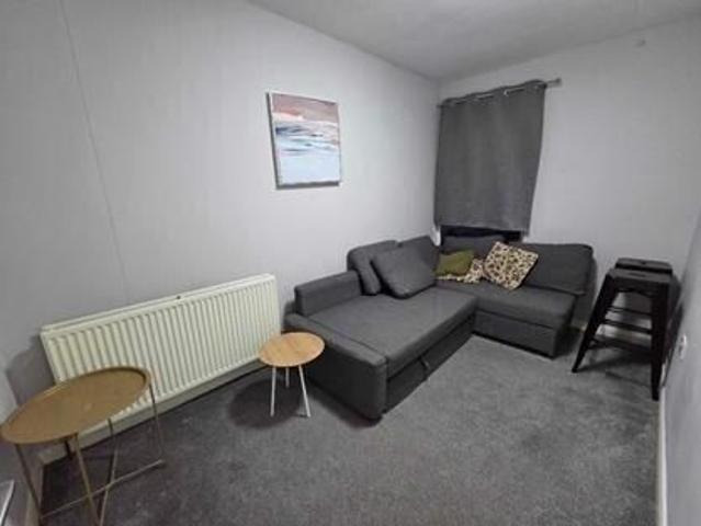 Apartment for rent in Ringlestone, Midway