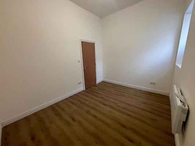 Apartment for rent in Ystrad, Gelli