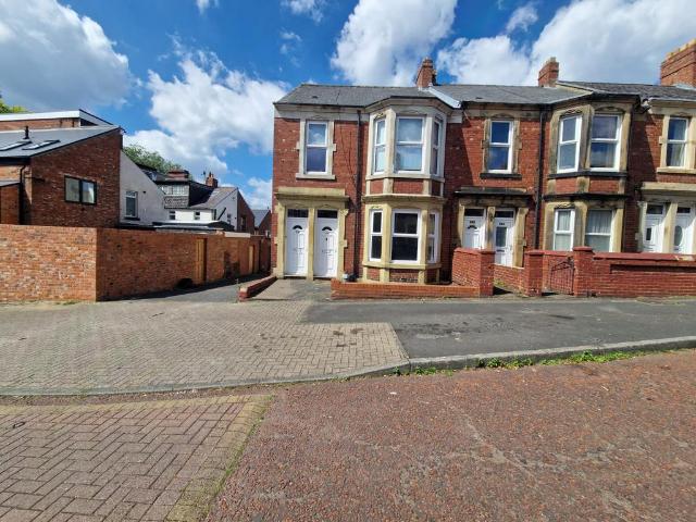 Flat for rent in Bensham, Tyne And Wear