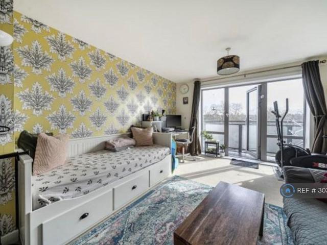 Apartment for rent in Newtown, Reading