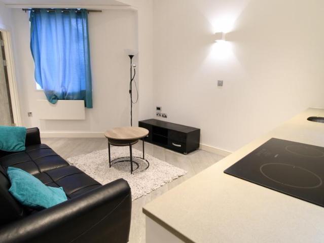 Flat for rent in Slough