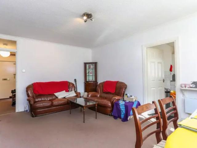 Apartment for rent in London Borough of Hounslow, Spring Grove