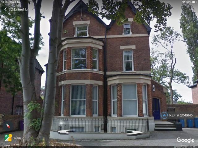 Flat for rent in Calderstones