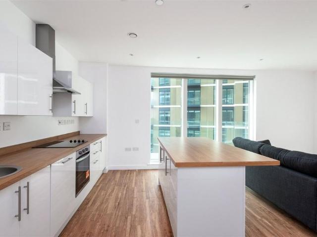 Apartment for rent in Brompton, Gillingham
