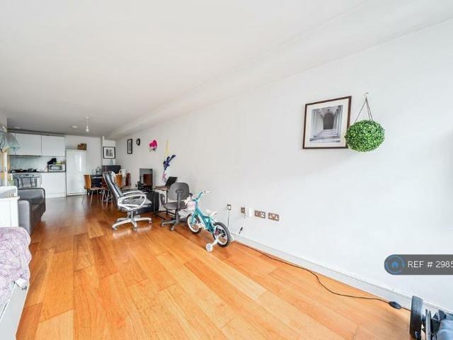 Apartment for rent in Slough