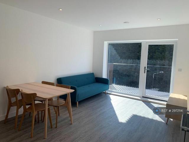 Flat for rent in Greater London