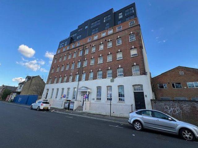 Flat for rent in St Mary's, City Of Southampton