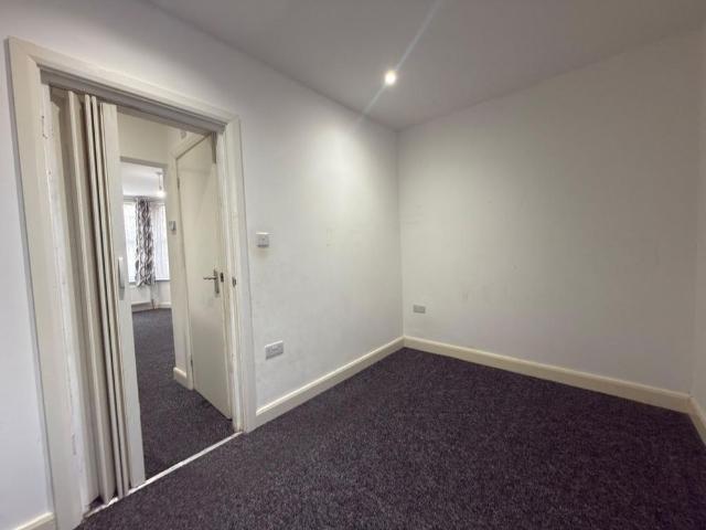 Apartment for rent in Gants Hill, Greater London