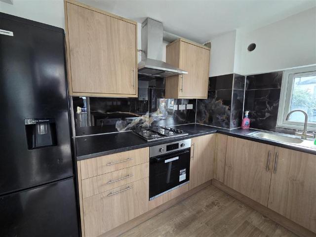 Flat for rent in Glyndon, Plumstead