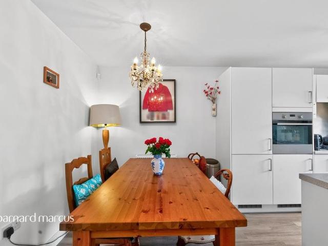 Apartment for rent in Tolworth, Greater London