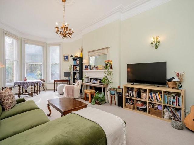 Apartment for rent in Kensal Town, Greater London
