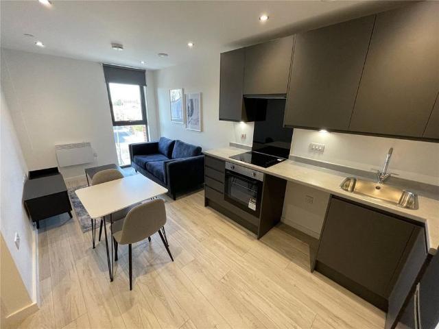Apartment for rent in Kensington, Calderstones