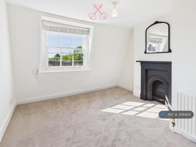Apartment for rent in Ewens Farm, Cheltenham