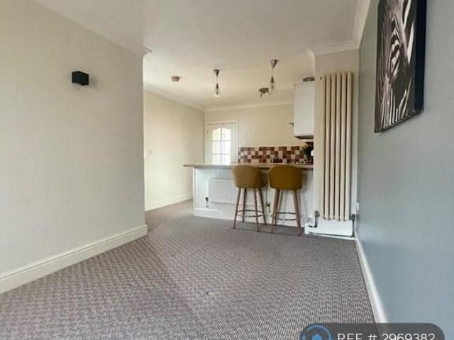 Apartment for rent in Frinton and Walton, Dale Hill