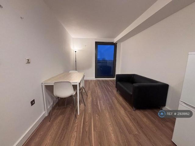 Apartment for rent in Slough
