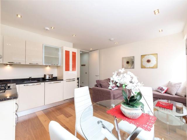 Apartment for rent in Shoreditch, Greater London